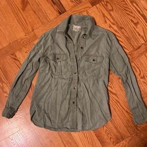 American Eagle button down